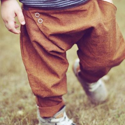 Mitwachsende Knickerbocker Pumphose Jerseyhose Kinderhose Nähen für Kinder kostenlose Schnittmuster Gratis-Nähanleitung