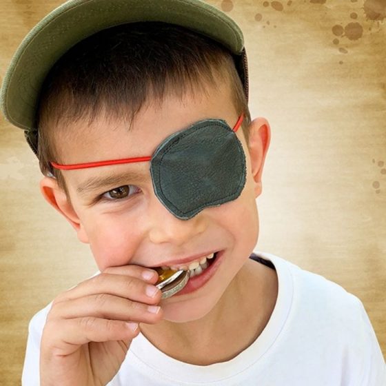 Augenklappe Verkleiden Verkleidung Pirat Kinderkleidung Spielsachen kostenlose Schnittmuster Gratis-Nähanleitung