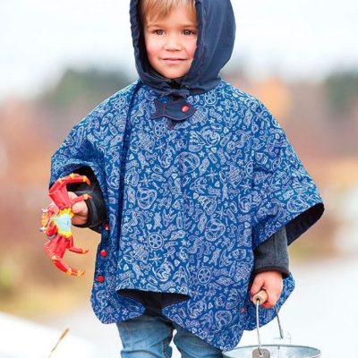 Regenponcho Kinder Regenkleidung Kinderkleidung Nähen für Kinder kostenlose Schnittmuster Gratis-Nähanleitung